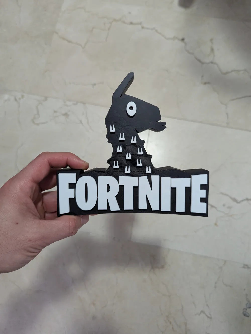 شعار Fortnite Llama